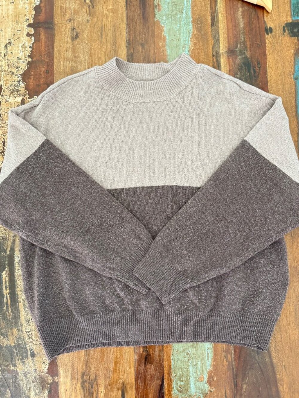 Stylus Two Tone Sweater Size Large - Picture 2 of 6